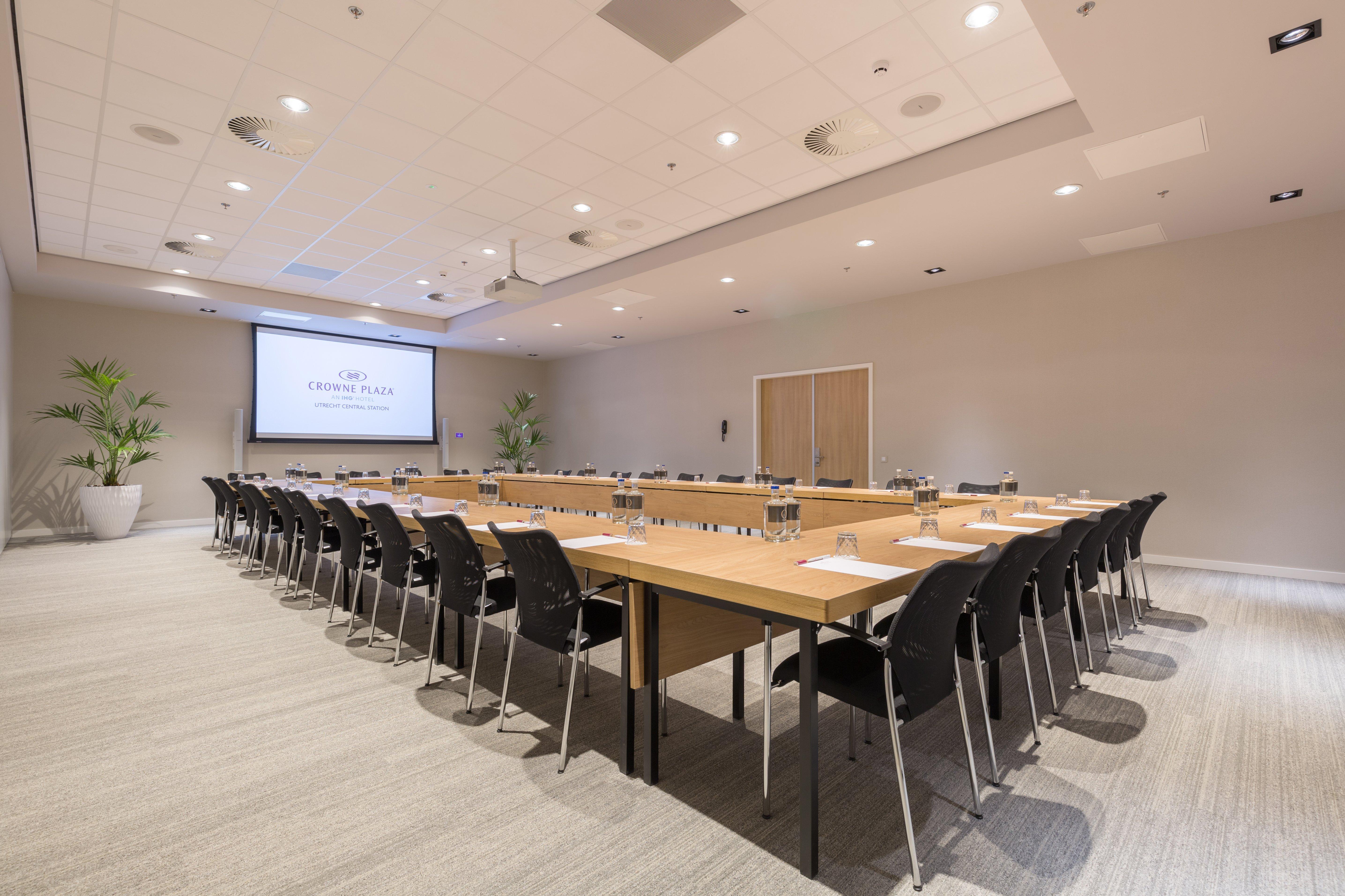 Crowne Plaza Utrecht - Central Station By Ihg Exterior foto