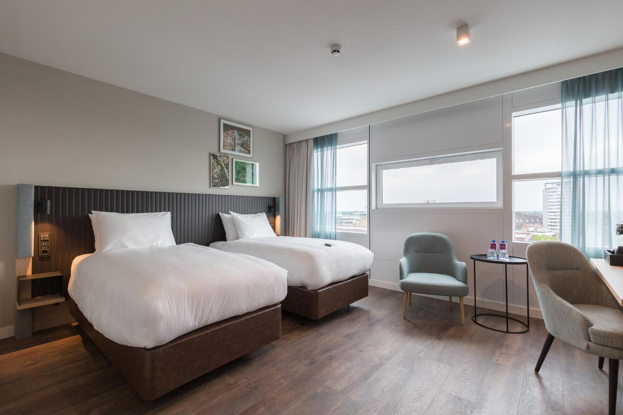 Crowne Plaza Utrecht - Central Station By Ihg Exterior foto