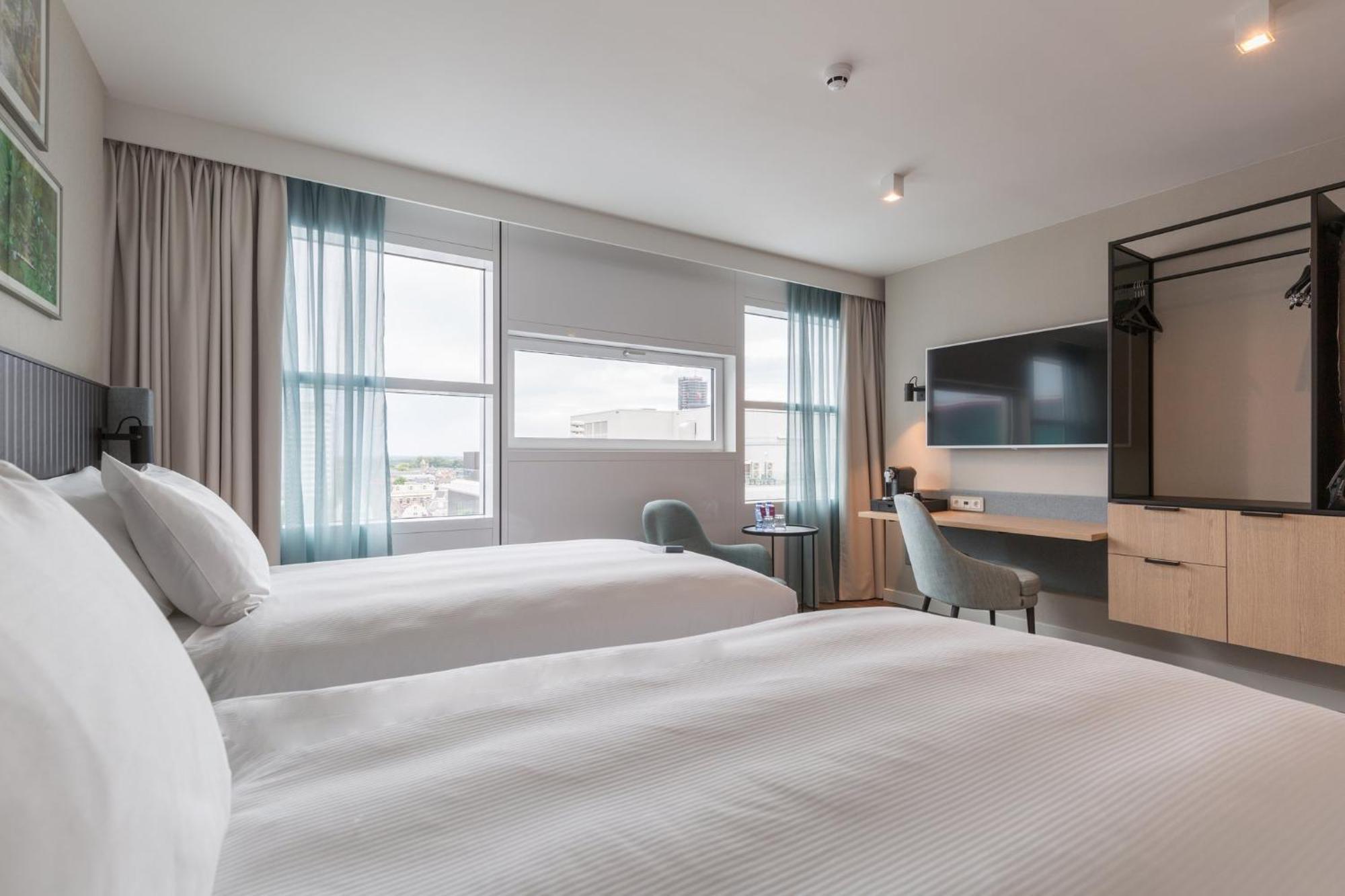 Crowne Plaza Utrecht - Central Station By Ihg Exterior foto